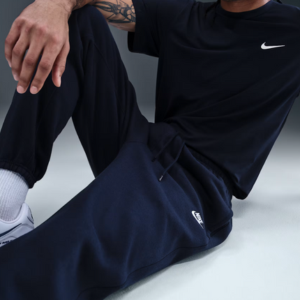 Pantaloni da uomo in pile spazzolato con risvolto Nike FN3808-451