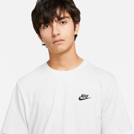 T-shirt sportiva Nike Sportswear Club uomo con logo Futura