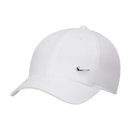 Cappello Nike Club unisex con visiera curva e Swoosh in metallo