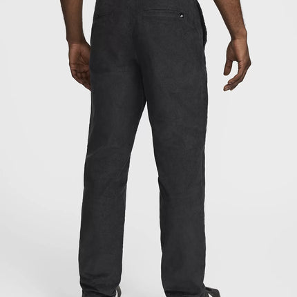Pantaloni chino in velluto a coste da uomo Nike Club FZ0786-010