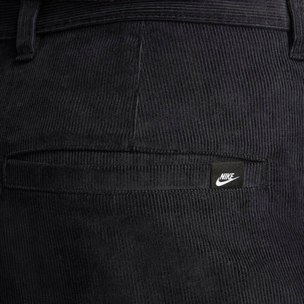 Pantaloni chino in velluto a coste da uomo Nike Club FZ0786-010