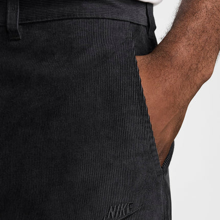 Pantaloni chino in velluto a coste da uomo Nike Club FZ0786-010