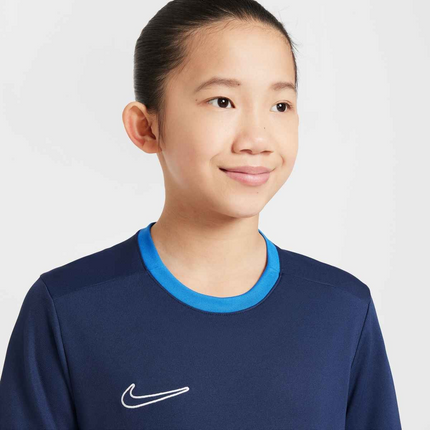 T-shirt Nike Academy FZ9758-410